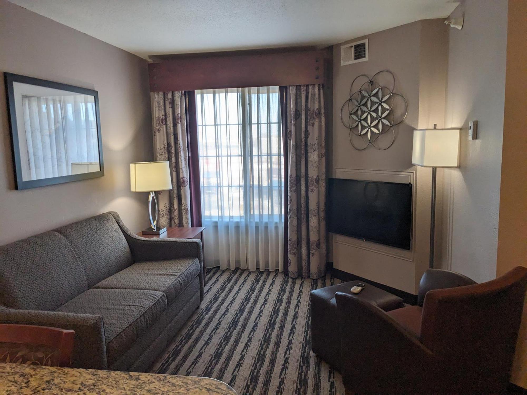 סיינט קלאוד Grandstay Residential Suites Hotel מראה חיצוני תמונה