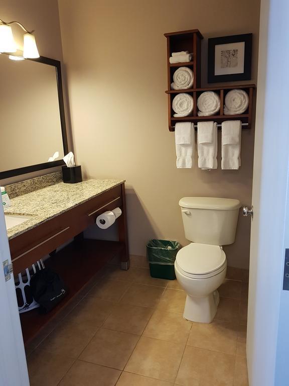 סיינט קלאוד Grandstay Residential Suites Hotel מראה חיצוני תמונה