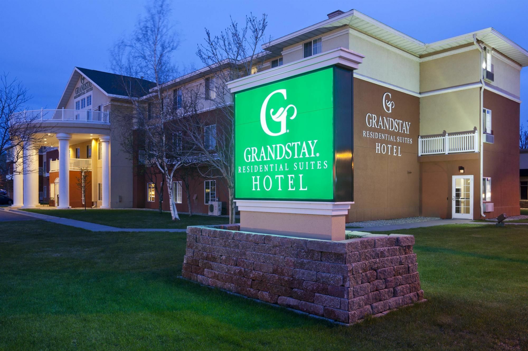 סיינט קלאוד Grandstay Residential Suites Hotel מראה חיצוני תמונה
